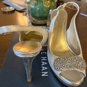 Antonio Melanie silver slingback heels size 6.5